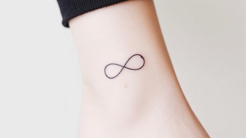 simple infinity line design